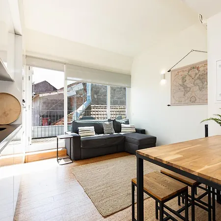 Stylish With Views In Porto