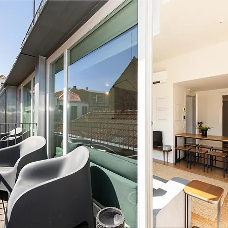 Stylish With Views In Apartment